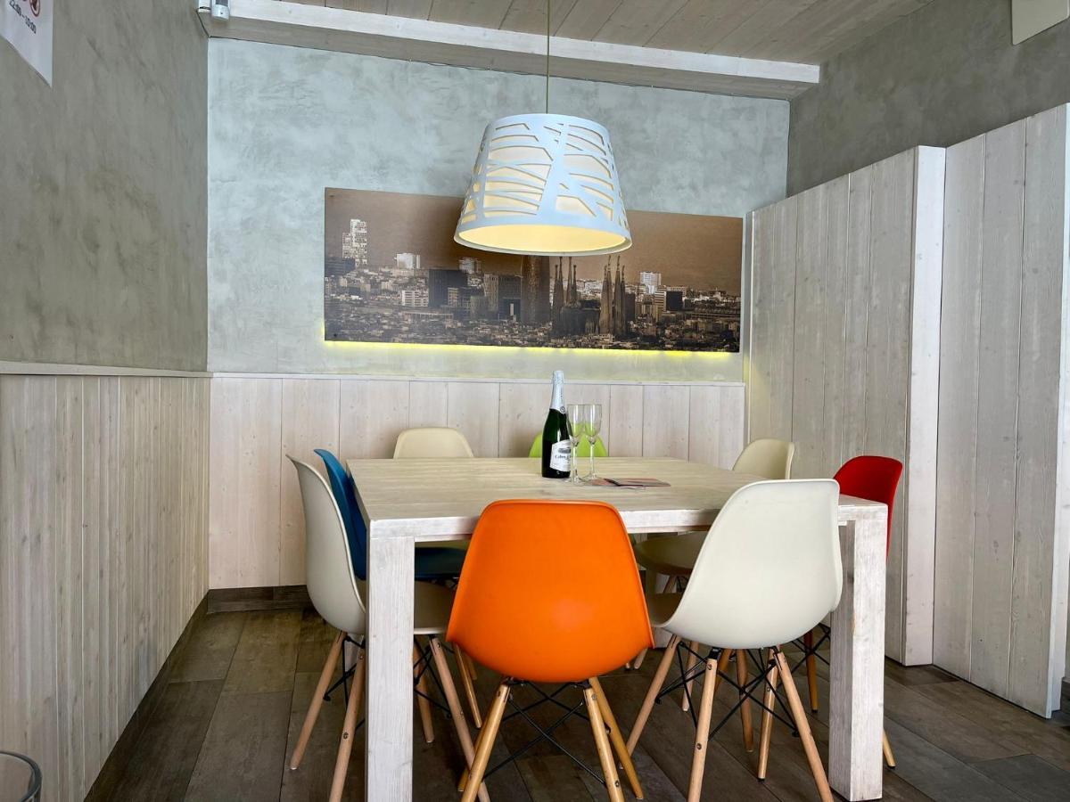 Market Suites Barcelona Buitenkant foto